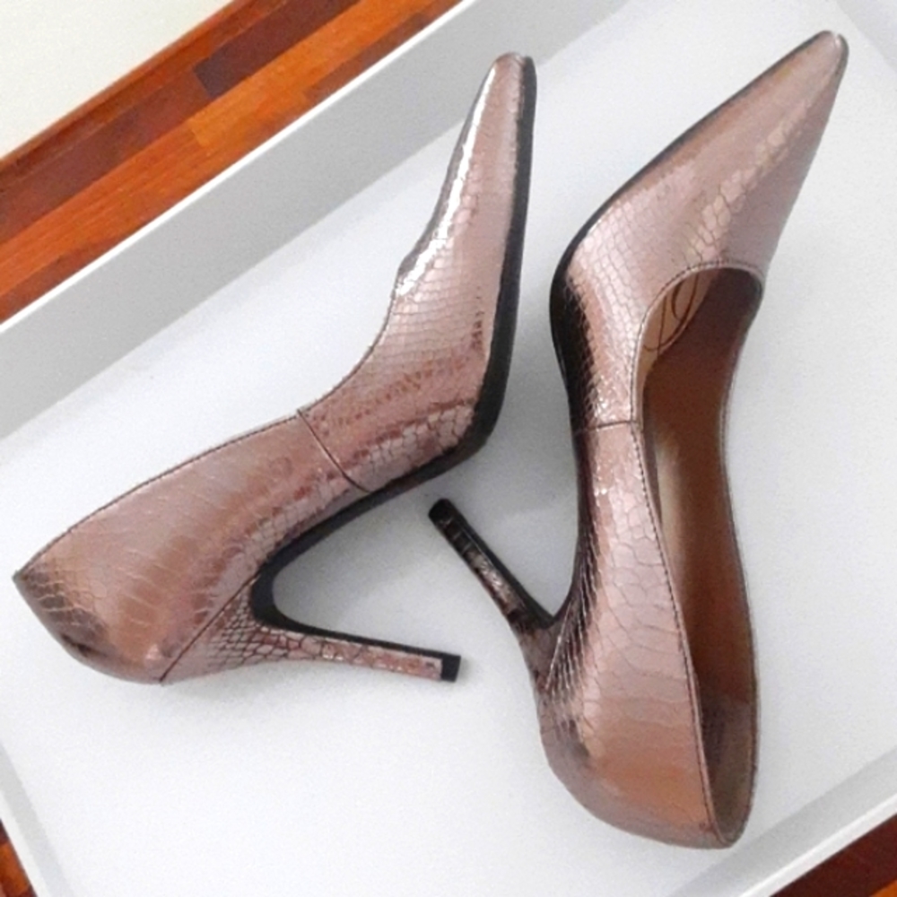 Sam & Libby Metallic Bronze Python Print Pointed … - image 5